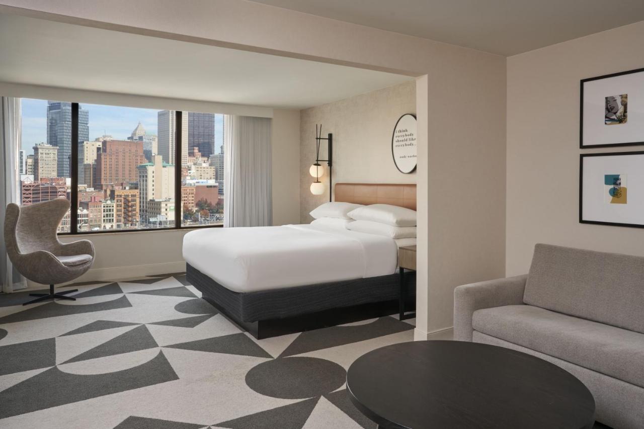 Sheraton Pittsburgh Hotel At Station Square Esterno foto