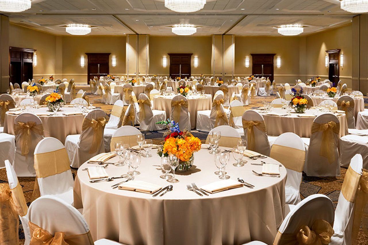 Sheraton Pittsburgh Hotel At Station Square Esterno foto